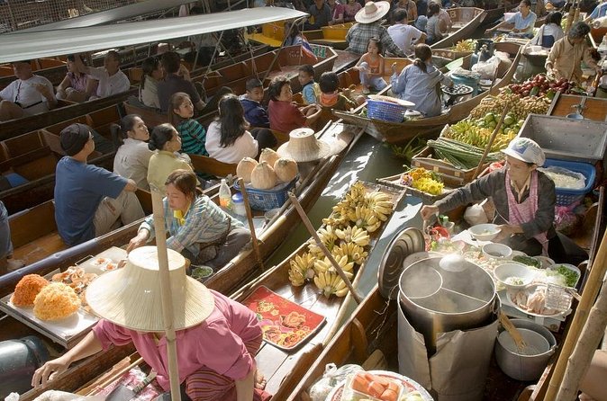 Private Damnoen Saduak Floating Market and Train Market Tour - The guides make the private format worthwhile