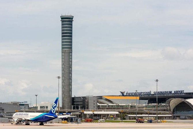 Private Departure Transfer : from Bangkok Hotel to Airport - The driver experience can make or break the ride
