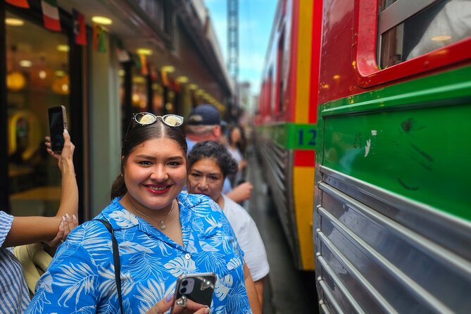 Private Floating Market, Train Market and After Rain Cafe Tour - Timing, heat, crowds, and practical comfort