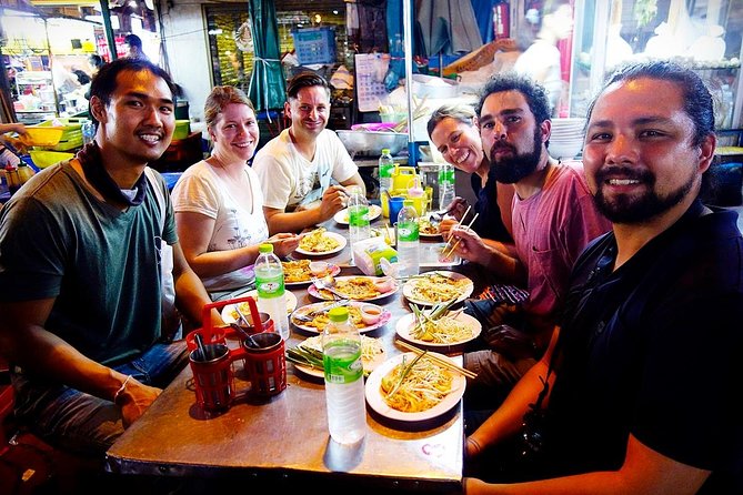 PRIVATE - STEET FOOD TOUR CHINA TOWN incl. food and drinks - Why this private Chinatown food walk works