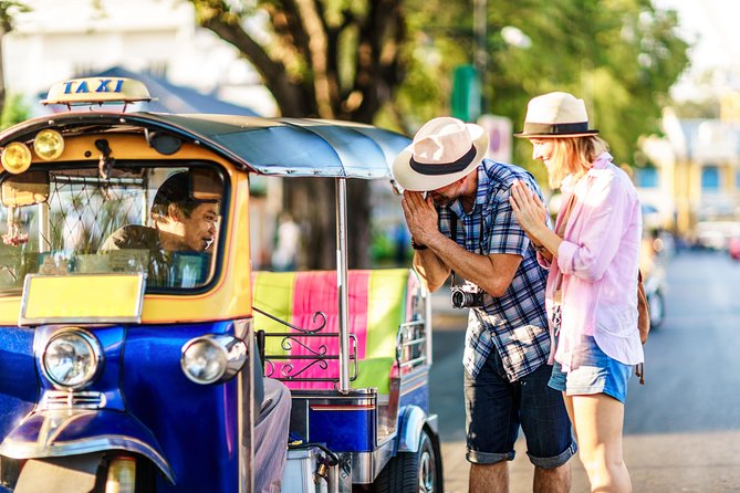 Private Tour Guide in Bangkok for a Day - Crossing the Chao Phraya to Wat Arun