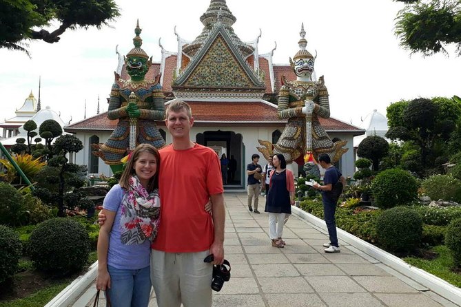 Private Tour: Temples Tour of Bangkok - The private guide makes the difference