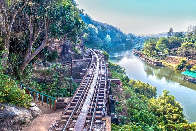 Private Tour: Thai–Burma Death Railway Bridge on the River Kwai from Bangkok - Lunch after the train