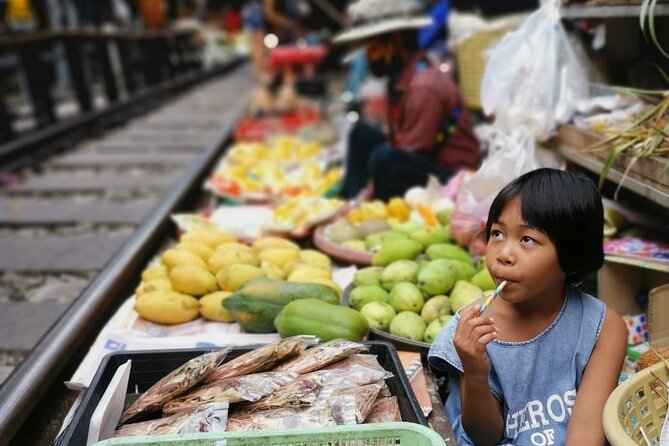 Private Tour to Railway Market and Damnoen Saduak Floating Market - Food, shopping, and fair prices