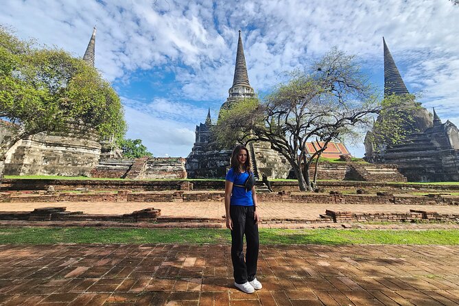 Private Tour to Railway Market, Floating Market And Ayutthaya - Private transport, guide support, and the 7:00 am start