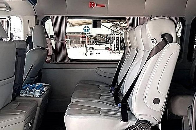 Private Transfer from Hotel to Bangkok Airport incl. tollway - Punctuality matters most at 2:45 in the morning