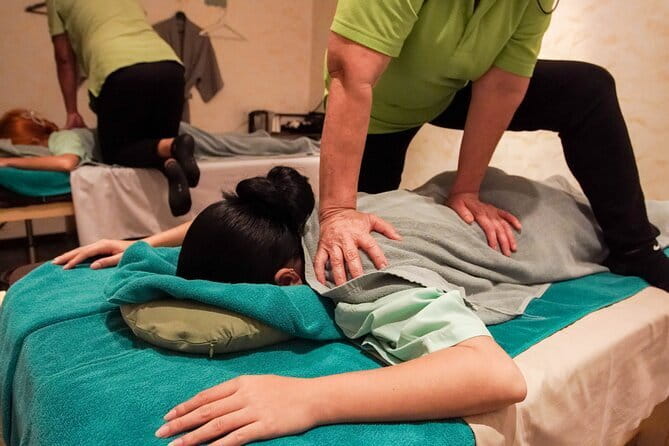 Rest And Relax Massage - Traditional Thai Massage In Bangkok / Sukhumvit - Tea, Wi-Fi, and the small practical extras