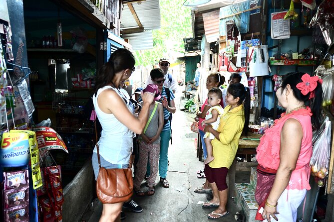 Rickshaw & Hike the Colors of Bangkok jungle - Wat Bang Nam Phueng Nok, a small local temple