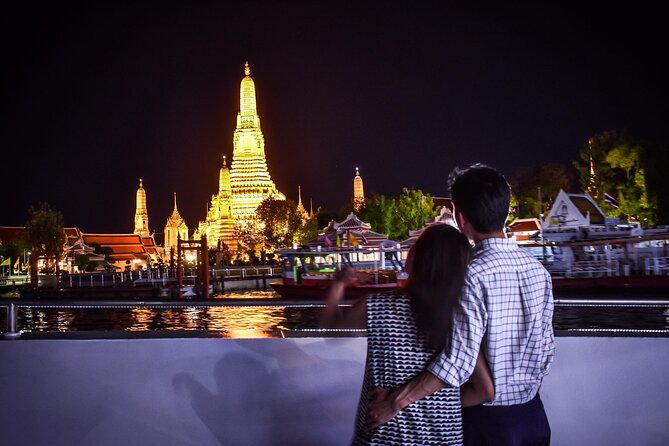 River Star Princess Dinner Cruise: Bangkok Chao Phraya River - The Grand Palace area and changing night conditions