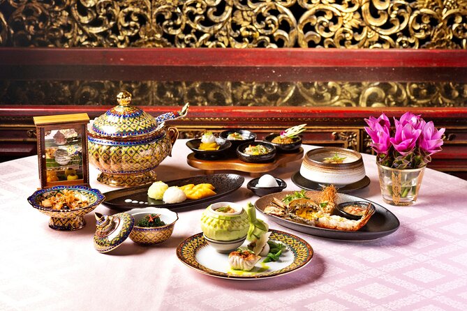 Sala Rim Naam Dinner and Show at Mandarin Oriental in Bangkok - Crossing the Chao Phraya by teak ferry