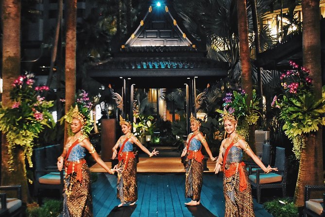 Shangri-La Hotel's Salathip Thai Restaurant Experience - Salathip’s riverfront setting at Shangri-La Bangkok