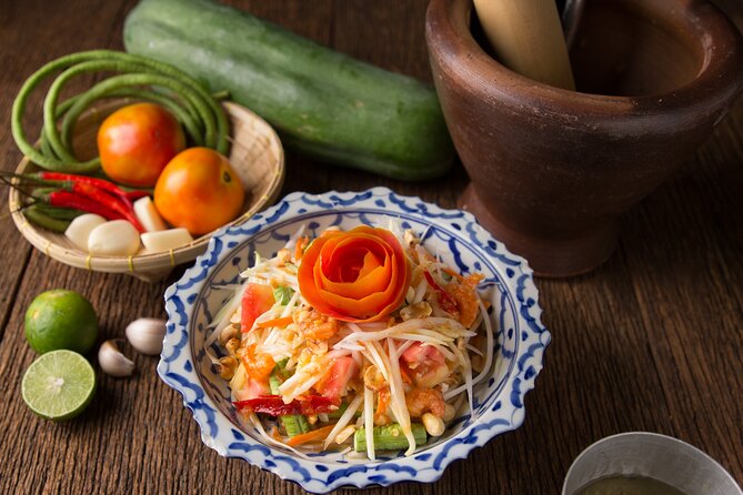 Sompong Thai Cooking School - Four dishes, not just one demonstration