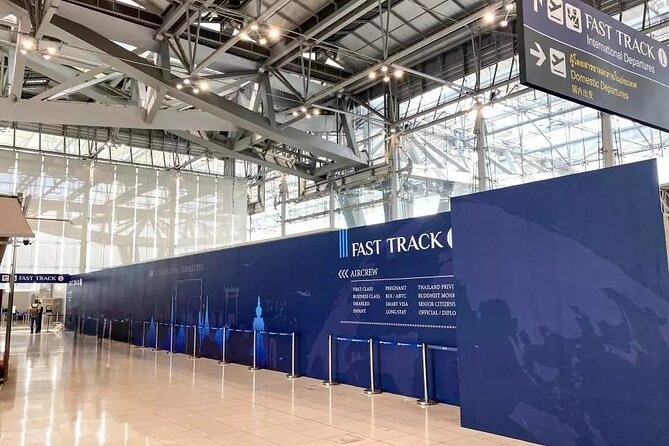 Suvarnabhumi Airport VIP Fast-Track Service | Bangkok - Passing through the Premium Immigration Lane