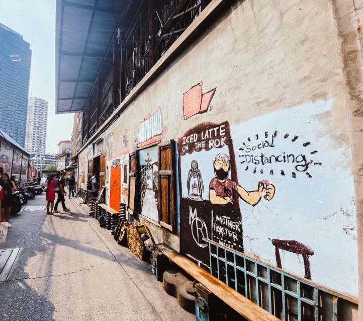 Talat Noi I A Journey Through Art and Culture l Bangkok - A tuk tuk ride toward Chinatown