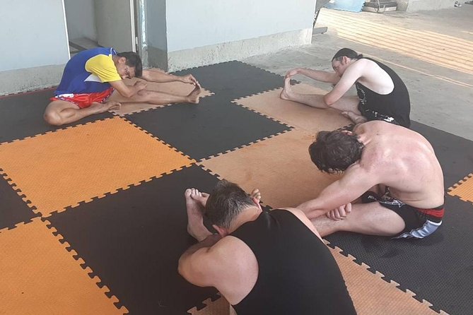 Thai Boxing Lesson, family and Kids Friendly - What to bring and how hard it is