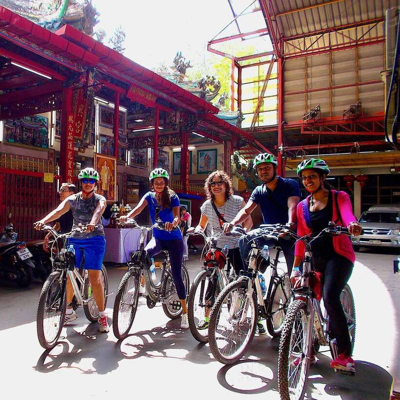 Thai culture and Bangkok local life guided bike tour - Talat Noi, where old Bangkok feels close at hand