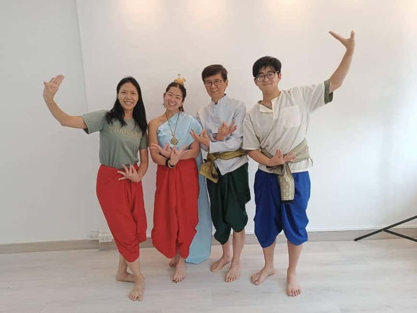 Thai Dance Class - Patient correction in a group of seven or fewer