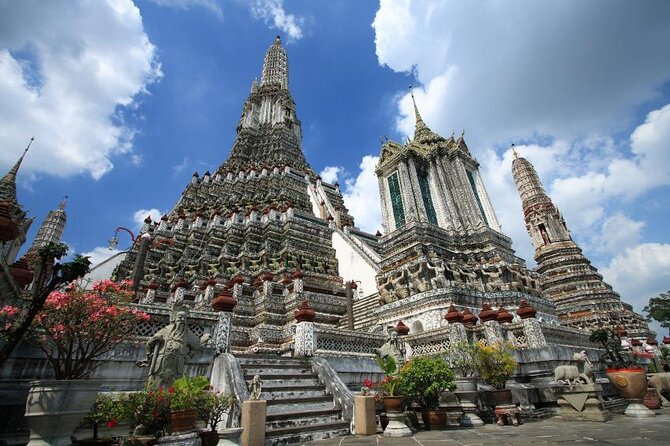 Thai Dance Class at Wat Arun - Key points at a glance