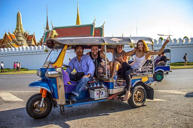 Thai Intro - Doi Suthep and the sticky waterfalls show another side of Chiang Mai