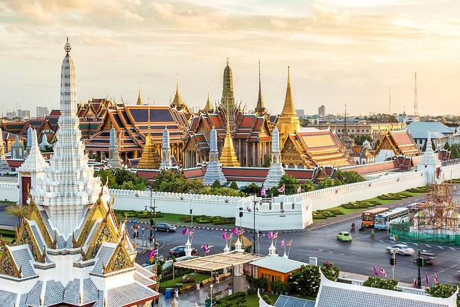 The Grand Palace, Wat Phra Kaew, Wat Pho Tour with Massage option - Why this private Bangkok temple tour works well