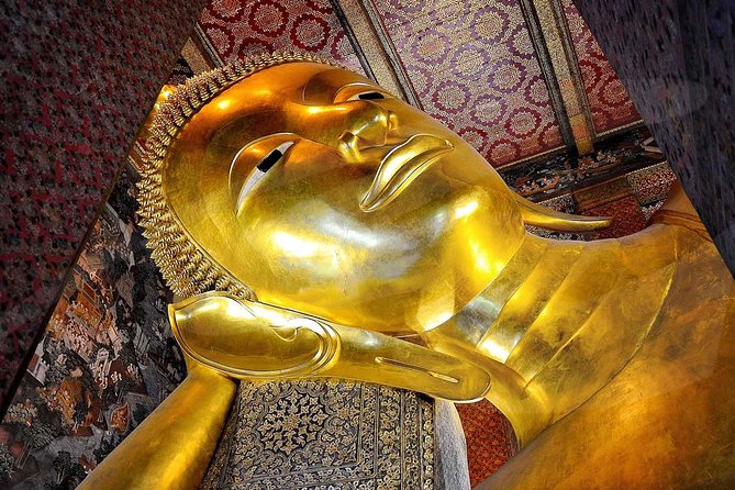 The Grand Palace, Wat Phra Kaew, Wat Pho Tour with Massage option - The private guide makes or breaks the day