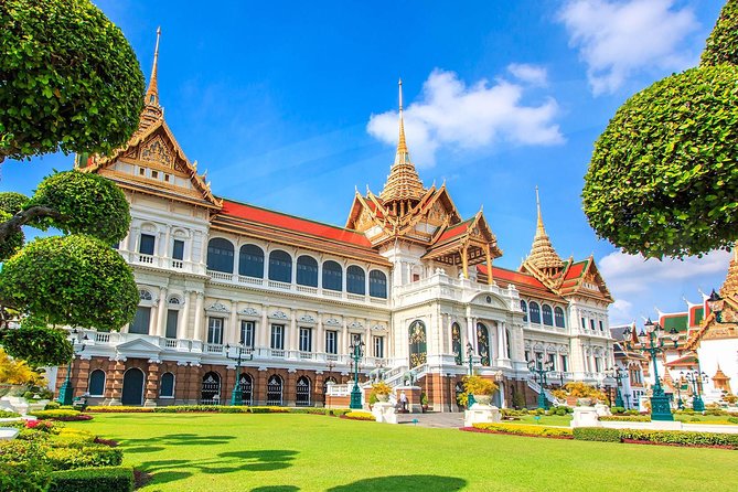 The Grand Palace, Wat Phra Kaew, Wat Pho Tour with Massage option - Who should book it