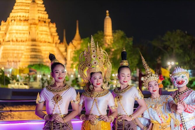The Newest Luxury 5 Star Bangkok Chaophraya Dinner Cruise - Why a night on the Chao Phraya works so well