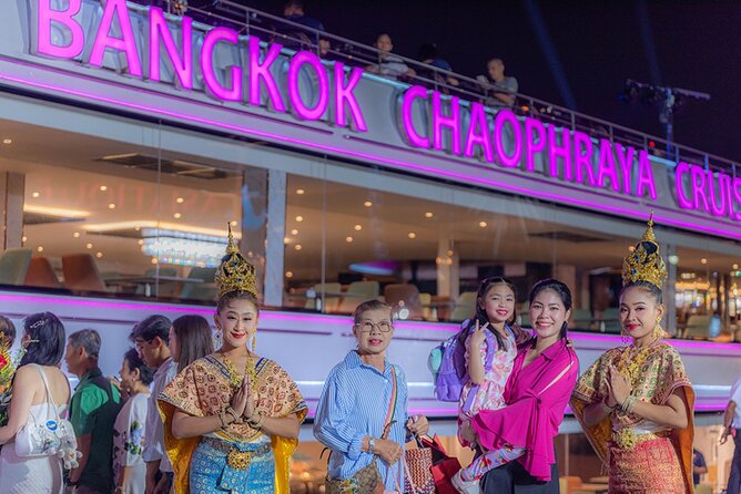 The Newest Luxury 5 Star Bangkok Chaophraya Dinner Cruise - Arriving at Asiatique for the 8 pm sailing