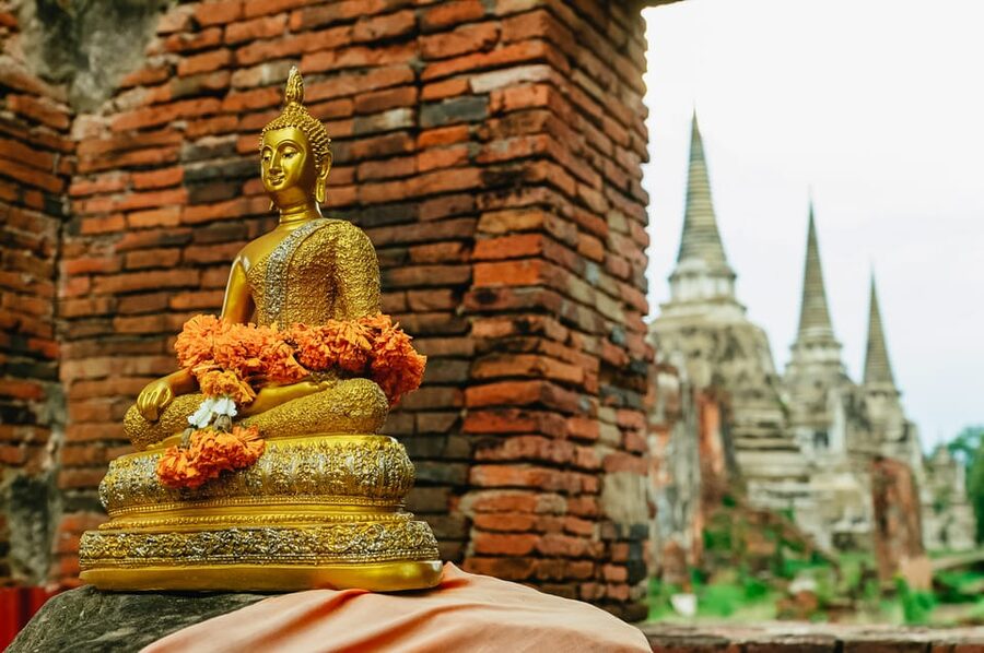 The Old Siam: Ayutthaya Temples Small Group Tour with Lunch - Wat Chaiwatthanaram and the Khmer-style skyline