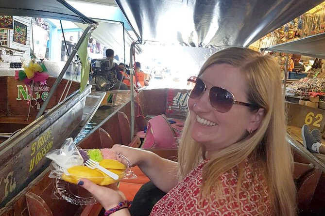 Train & Floating Market Food Adventure + Scenic train ride - Damnoen Saduak Floating Market by Boat