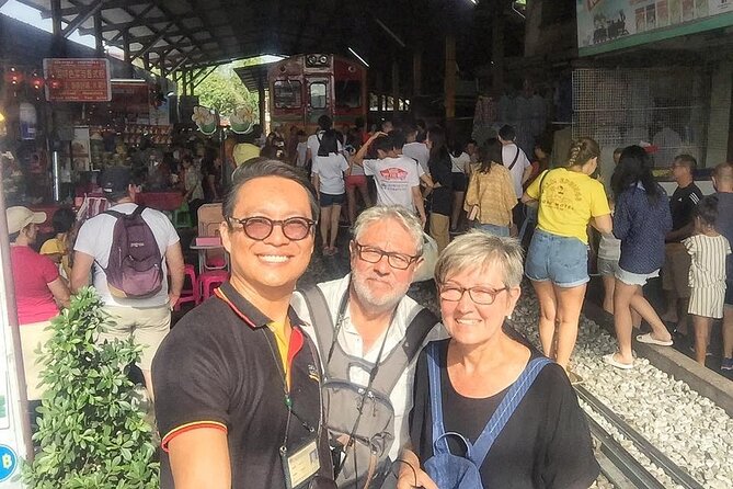 Train & Floating Market Food Adventure + Scenic train ride - Guides Who Add More Than Translation