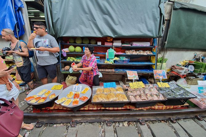 Train & Floating Market Food Adventure + Scenic train ride - Transport, Timing, and Comfort