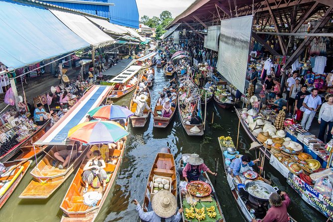 Unique Bangkok Markets: Train Market & Floating Market Adventure - Why these two markets work well together