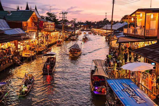 VIP Private Tour Damnoen Saduak+ Amphawa + Mae Klong Railway - Damnoen Saduak by traditional paddle boat