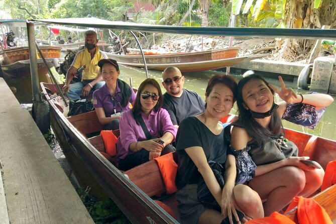 Wheelchair & Luxury Tour to Floating & Railway Markets - Why the Mae Klong Railway Market is worth the long ride