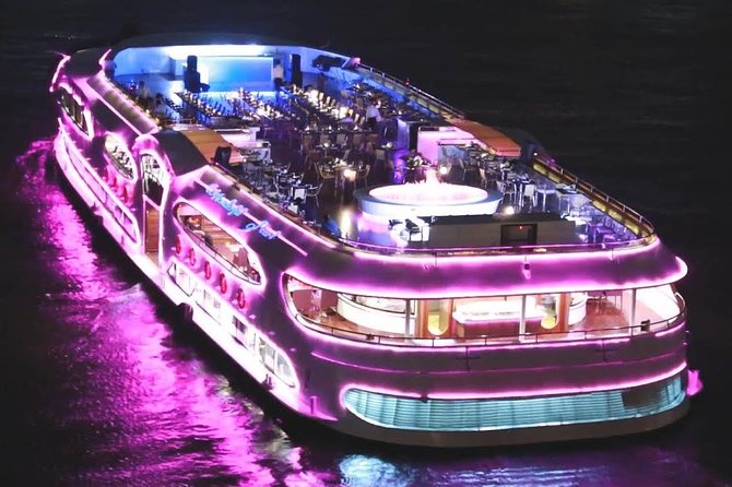 Wonderful Pearl: Bangkok's Dinner Night Cruise - The Grand Palace and Wat Phra Kaew from the water
