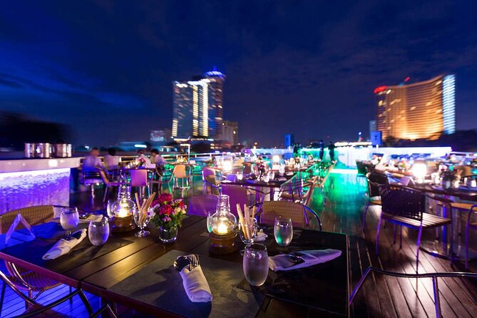Wonderful Pearl: Bangkok's Dinner Night Cruise - Wat Arun lit across the river